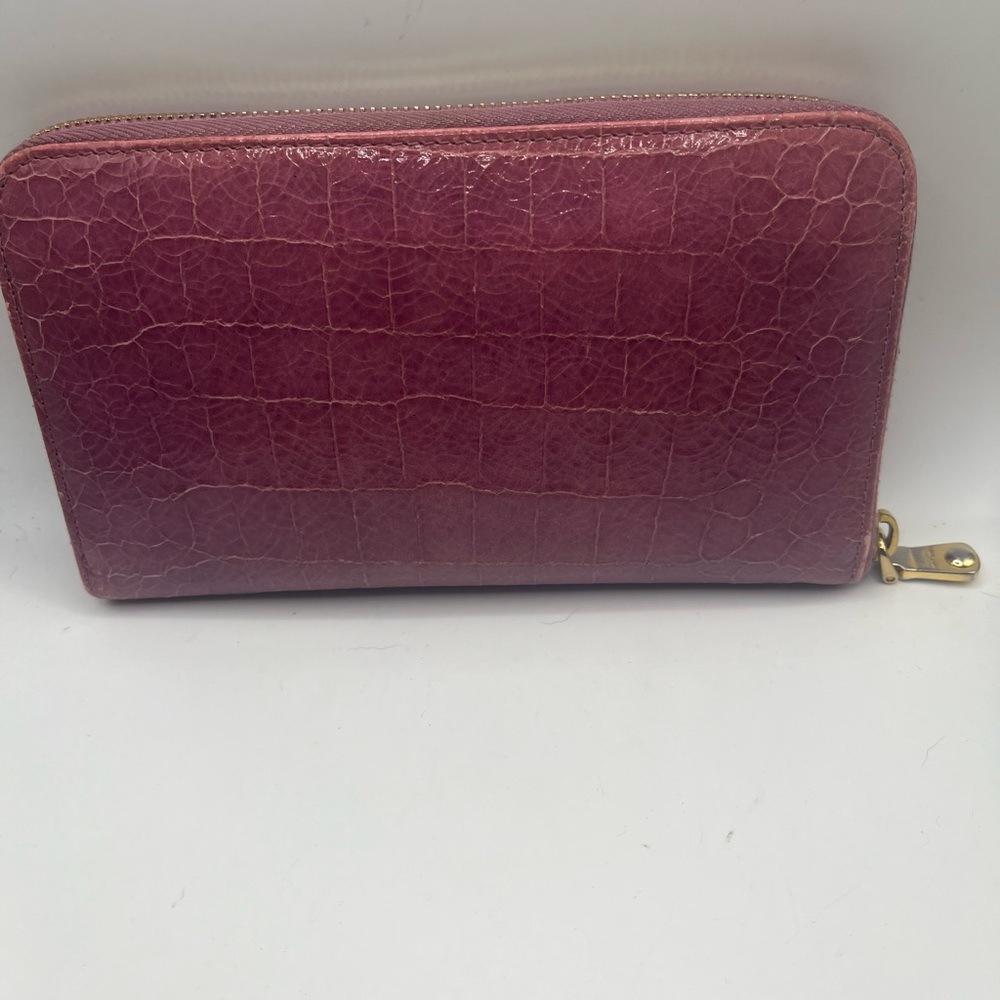 Miu Miu pink leather zippie wallet. Stunning - Picture 4 of 9
